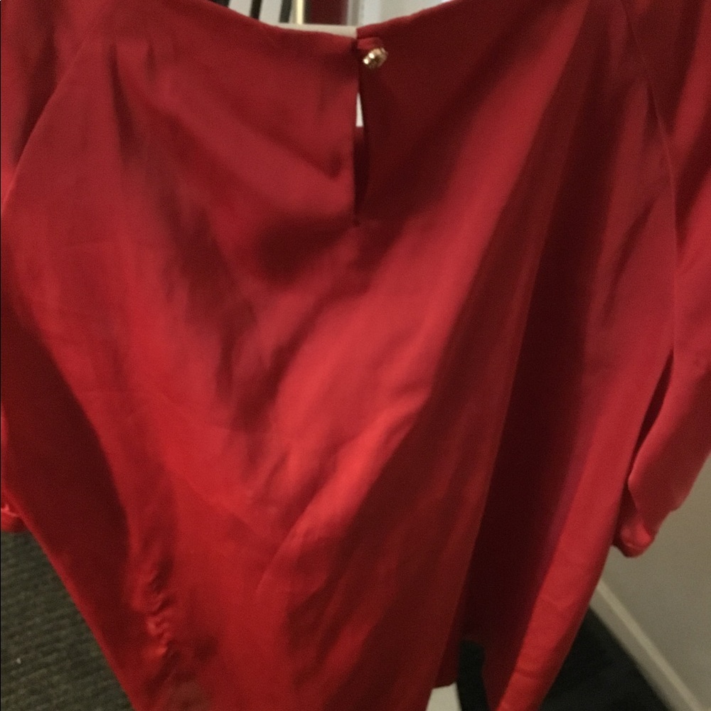 Blouse - Picture 2 of 3